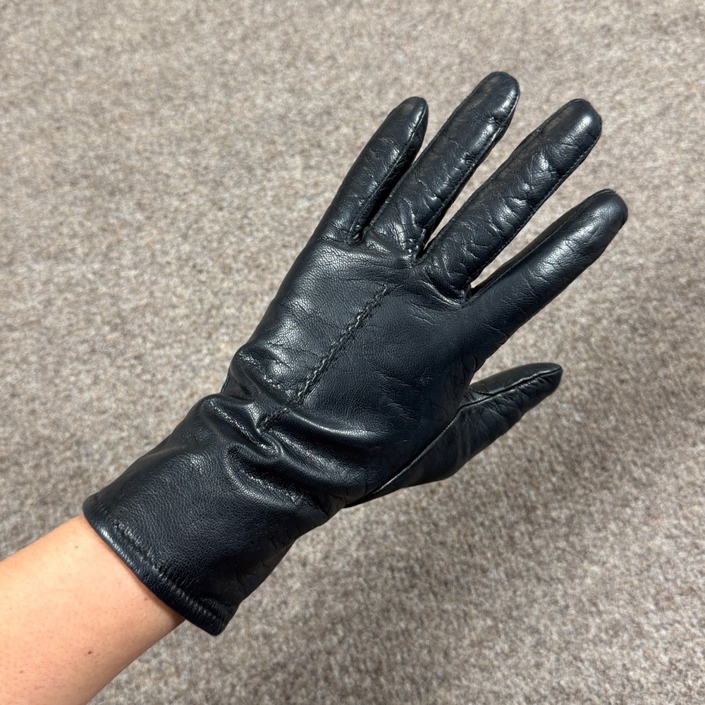 Vintage Fownes Black Genuine Leather Driving Gloves Lined Women’s Size 7.5 M/L - Picture 5 of 7